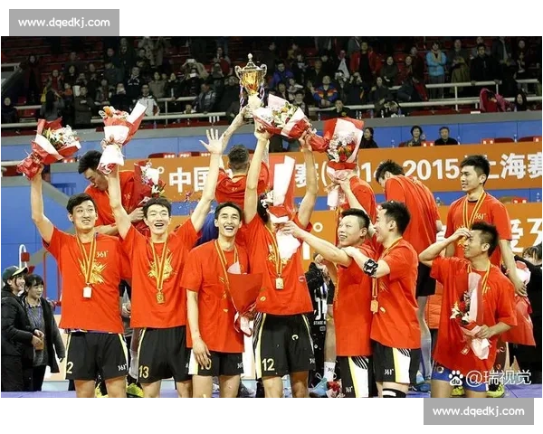 正在比赛的激情时刻汇聚实力与荣耀的巅峰对决现场精彩纷呈引爆全场